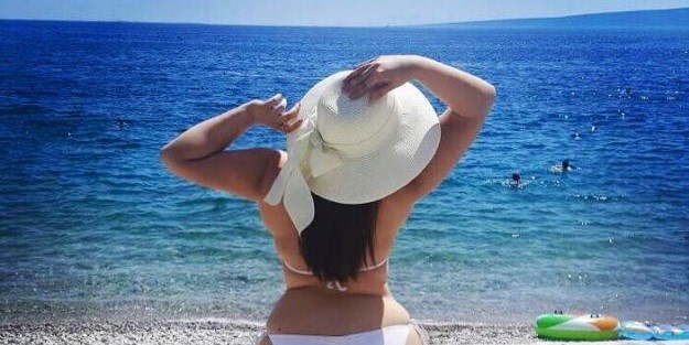 Prva hrvatska plus size manekenka pokazala raskošne obline u bijelom bikiniju