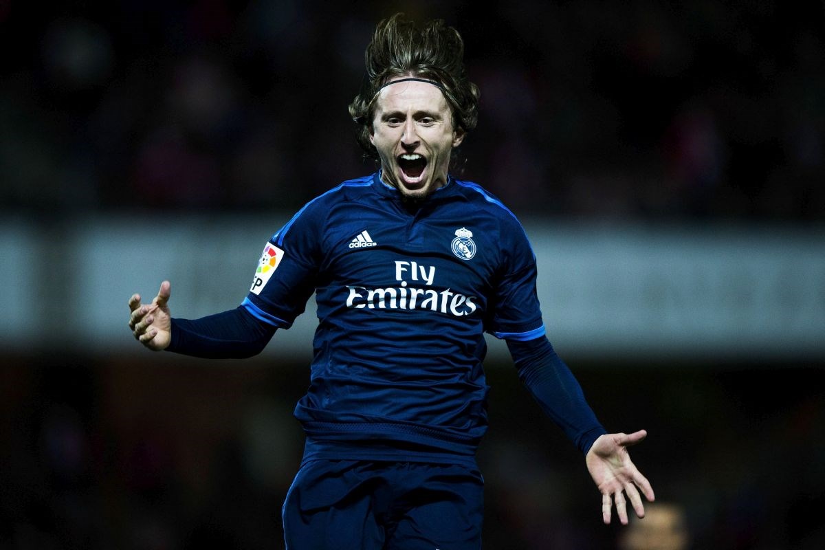 MODRIĆ NAJBOLJI VEZNJAK NA SVIJETU Ronaldu peta Zlatna lopta!