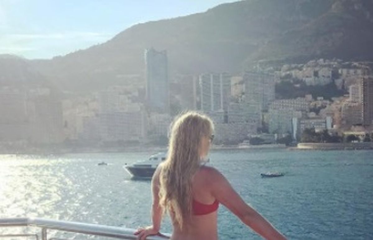 FOTO Lindsey Vonn pozirala u tangama, fanovi joj se ne prestaju diviti