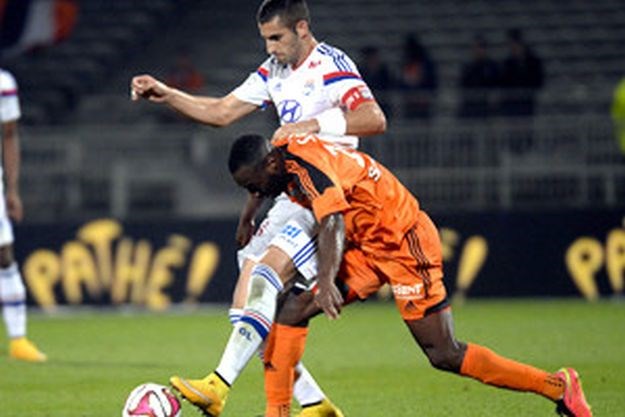 Lyon kiksao, Marseille i PSG na dva boda zaostatka