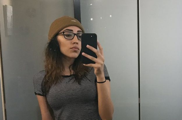 FOTO Selfie ove cure najveća je zagonetka: Vidite li u čemu je problem s njenom majicom?