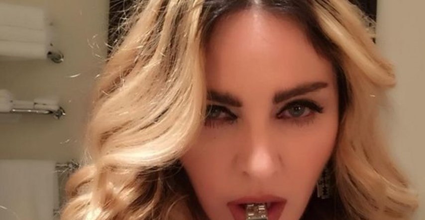 Madonna tugu zbog sina liječi s 32 godine mlađim manekenom