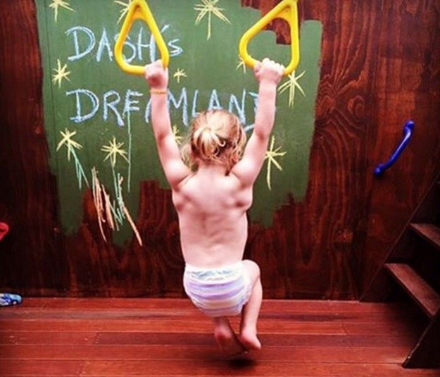 3-godišnjak s bicepsima i "pločicama" o kojima mnogi veliki frajeri mogu samo sanjati