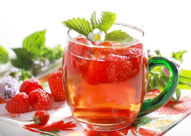 Osvježavajuće piće za male i velike: Domaći ledeni čaj od malina i limuna