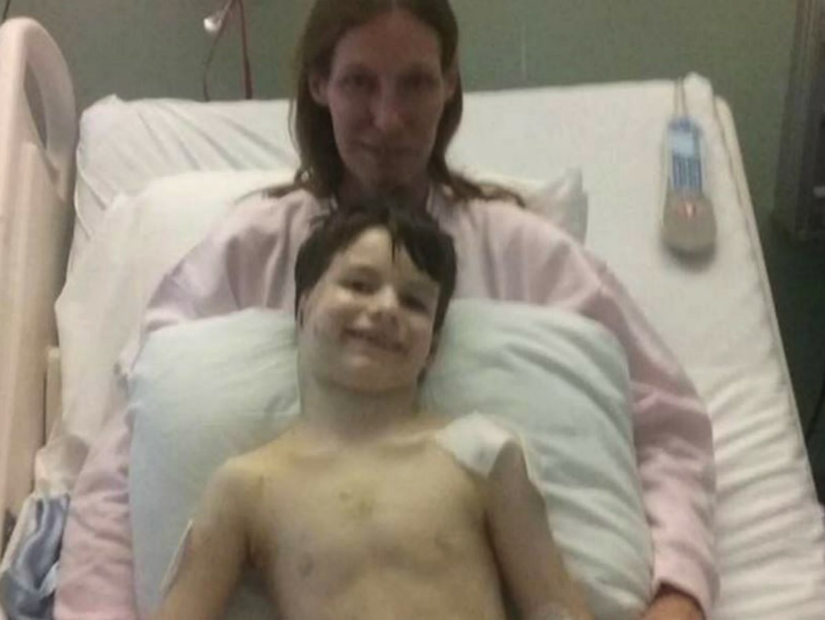 Nakon što su joj sina izgrizli susjedovi psi, mama dijeli lekciju roditeljima i vlasnicima pasa