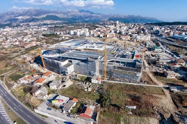 Tragedija uoči otvaranja: Radnik poginuo na prilaznoj cesti trgovačkog centra Mall of Split