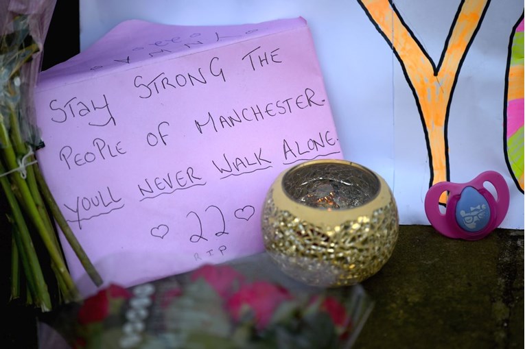 Britanski muslimani o napadu u Manchesteru: Neka se počinitelji suoče s teškom rukom pravde