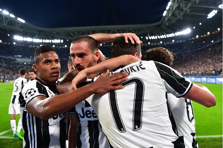 MANDŽUKIĆ poveo Juventus u finale! Hrabri Subašić nije imao šanse