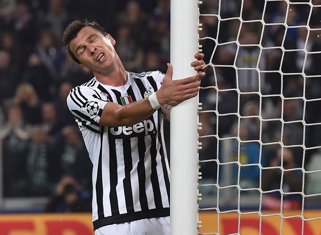 Mandžukić pod virozom, ne putuje u Sevillu