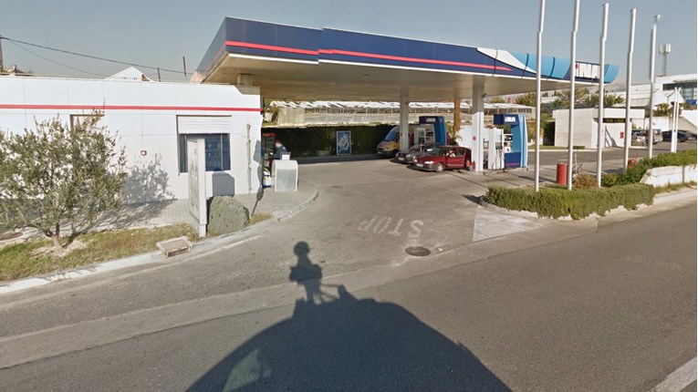 Oružana pljačka i u Splitu, prijeteći pištoljem opljačkali benzinsku postaju