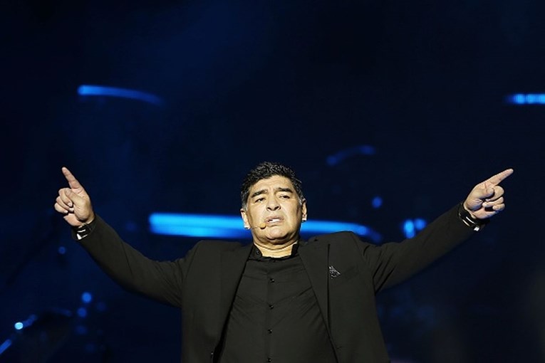 PREOKRET U 24 SATA Maradona pomilovan u Emiratima