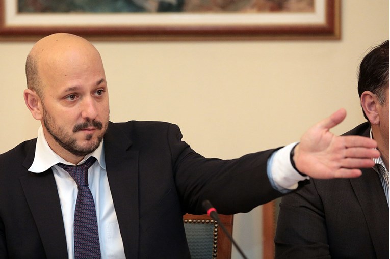 Maras: Manolić je priznao da je predsjedništvo HDZ-a dalo podršku privatizaciji