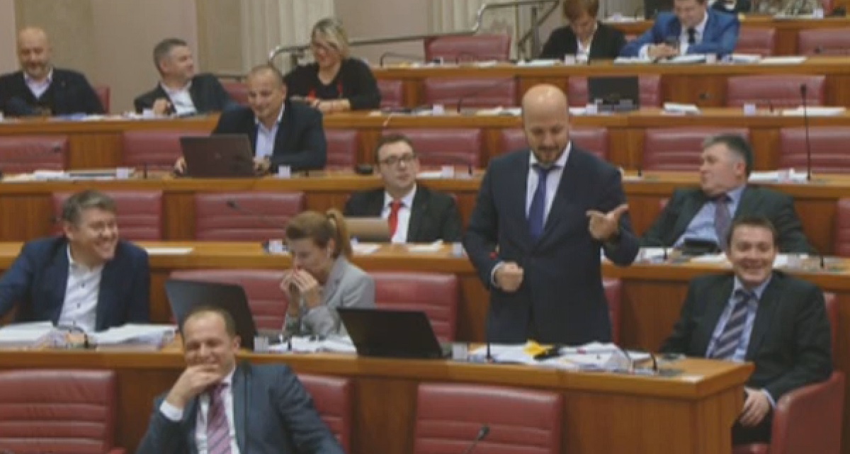 VIDEO Marasu se smijalo pola sabora, jedva je nabrojao do pet