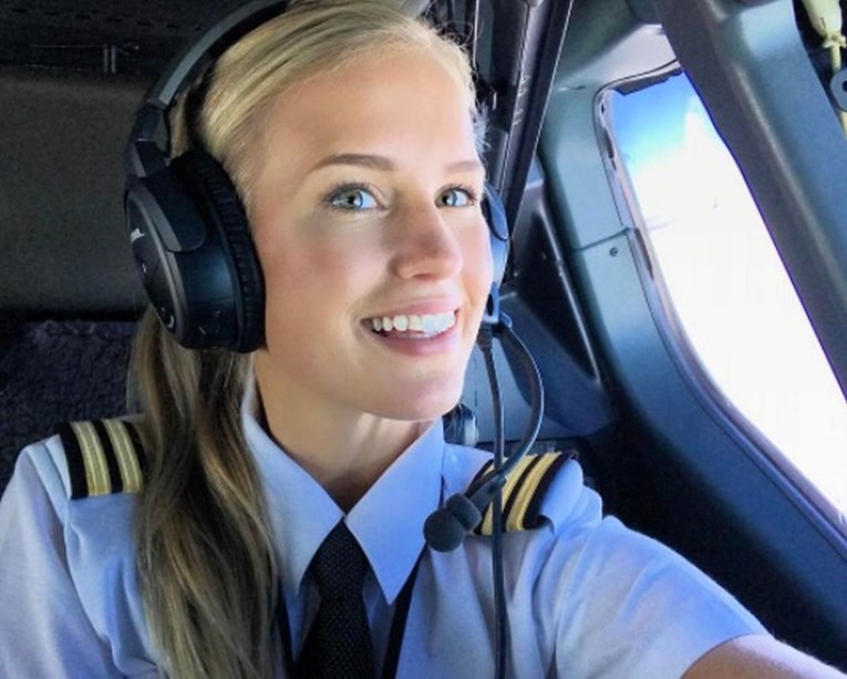 FOTO Voli jogu i avione: Seksi pilotkinja Maria osvojila je Instagram