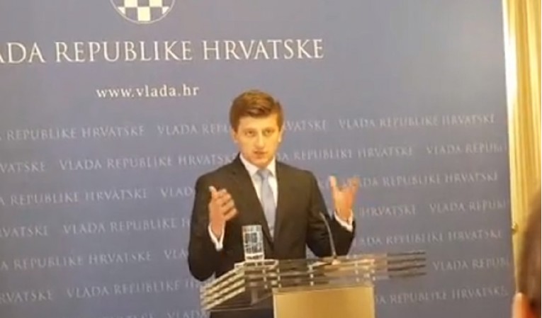 VIDEO Ministar Marić obratio se novinarima, odbio odgovoriti na pitanje o sastanku s Todorićem