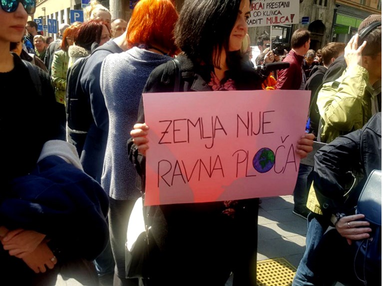 Ako ne želite da Hrvatska postane gostionica, a Hrvati sluge, danas izađite na ulice