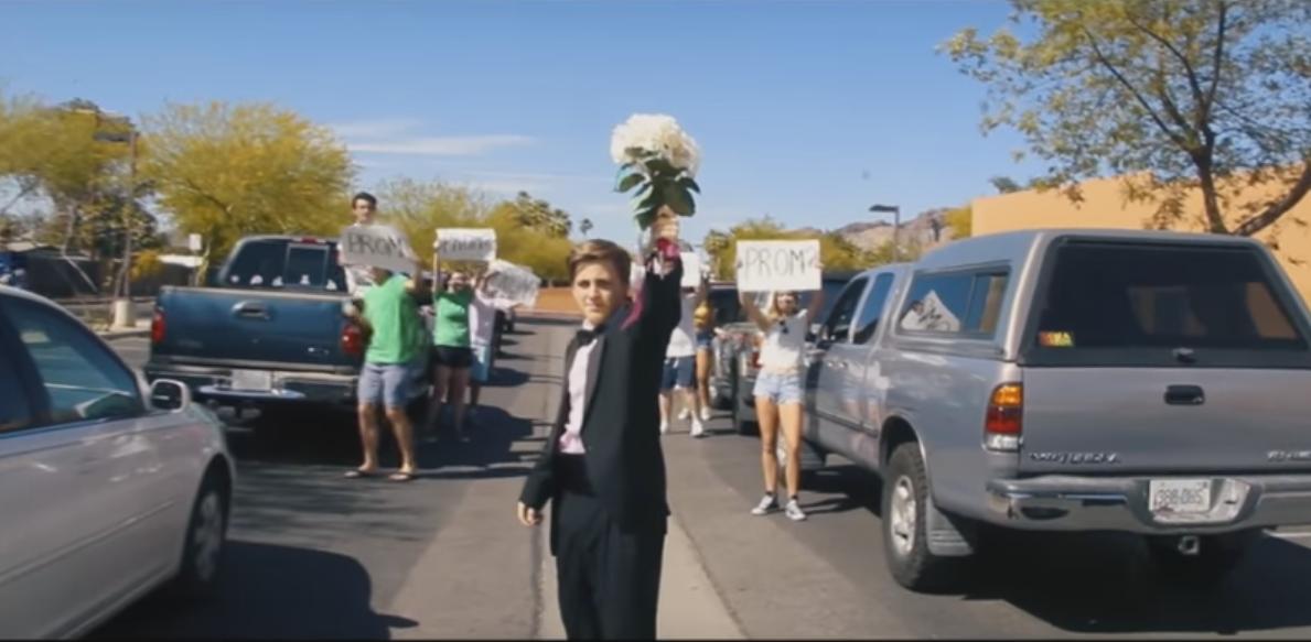 VIDEO Tinejdžer pozvao Emmu Stone na maturalnu večer, a ovakvom odgovoru glumice nitko se nije nadao