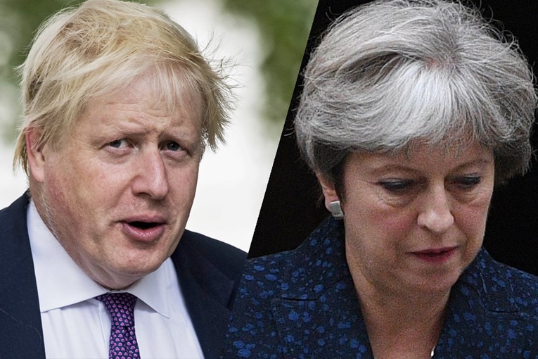 Zbog Brexita se raspada britanska vlada, i Boris Johnson podnio ostavku