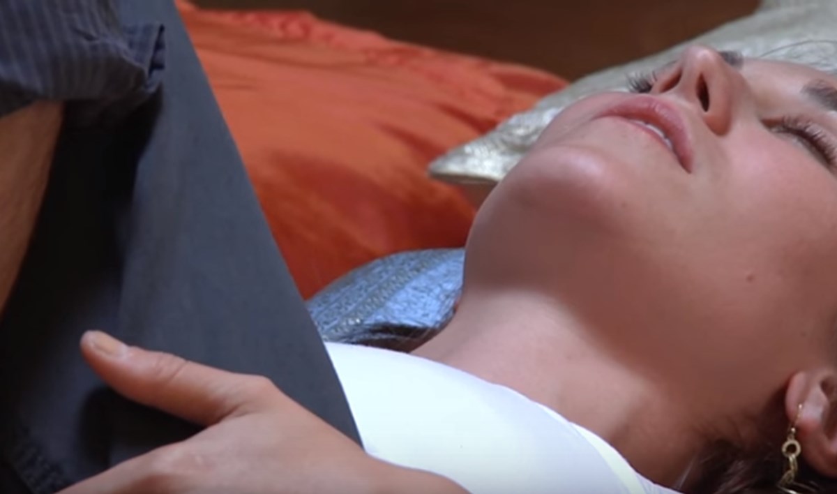 VIDEO Žene plaćaju potpunim strancima da im masiraju vaginu