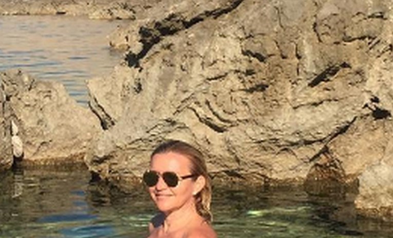 FOTO Snježana Mehun podijelila fotku s mora: "Jesi li gola ili samo u toplesu?"
