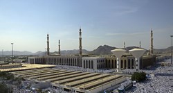 Teroristički napad tijekom ramazana u Meki, napadač pokušao ući u Veliku džamiju