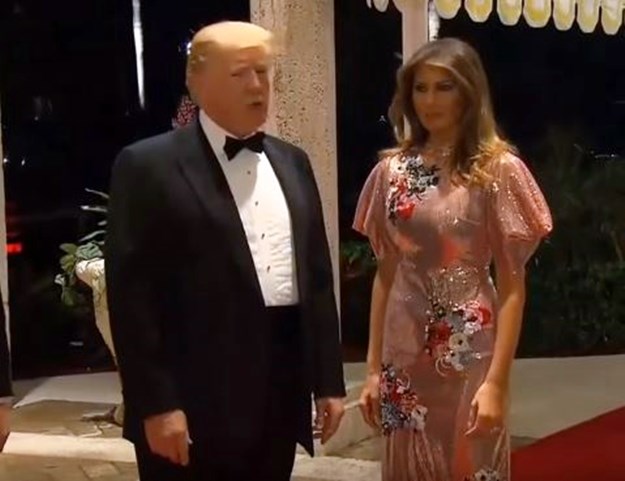 FOTO Internet bruji o haljinama Ivanke i Melanije Trump: Jedna je preseksi, druga sprdnja