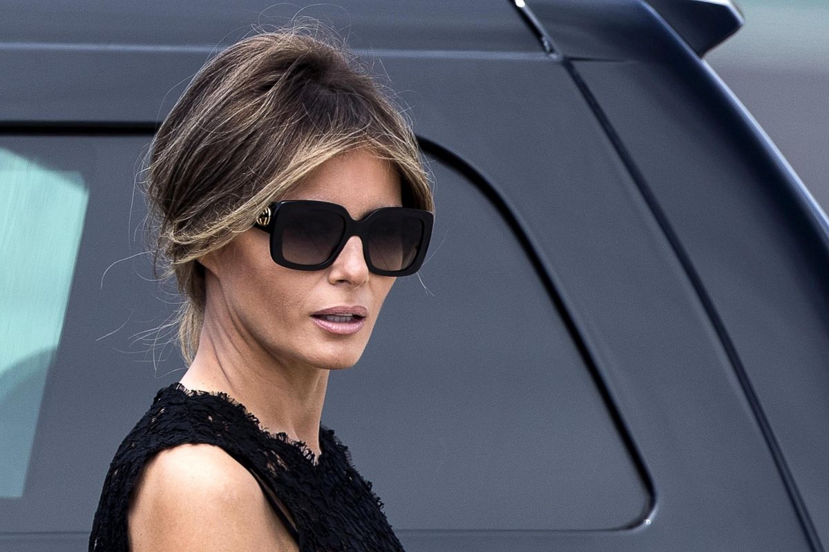 FOTO Postoji dobar razlog zašto Melania Trump stalno ima nadrkani izraz lica