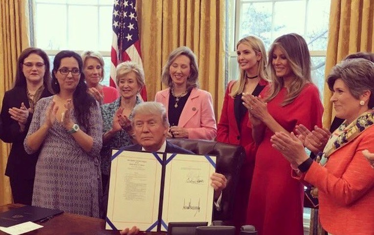 VIDEO Internet joj ne oprašta: Melania Trump prekršila glavno pravilo bogatih i slavnih