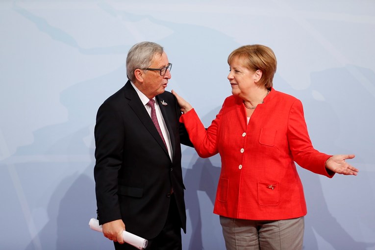 Sastali se Juncker i Merkel, razgovarali o budućnosti Europe