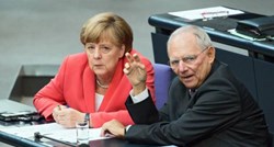 Anketa: Merkel ima šansu za apsolutnu većinu