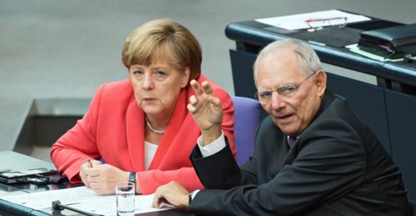 Anketa: Merkel ima šansu za apsolutnu većinu
