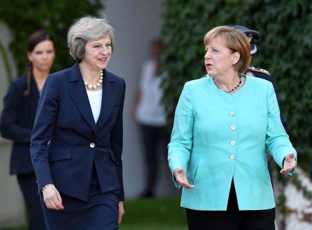 Merkel se susrela s novom britanskom premijerkom, Njemačka želi prijateljski rastanak