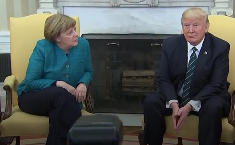 VIDEO Trump se odbio rukovati s Angelom Merkel, bio je to vrlo neugodan trenutak