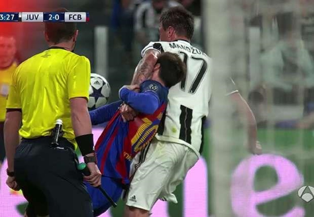 MANDŽUKIĆ - MESSI 3:0 Laktom u bradu, šakom u prsa i bonus bod za spremanje najboljeg na svijetu pod pazuh