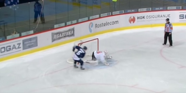 Spektakularan potez digao Ledenu na noge: Pogledajte gol igrača Medveščaka koji je postao hit