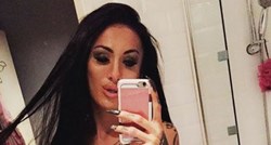 FOTO Porno glumica zamalo umrla od implantata u stražnjici, a sada želi ugraditi "staklenu guzu"