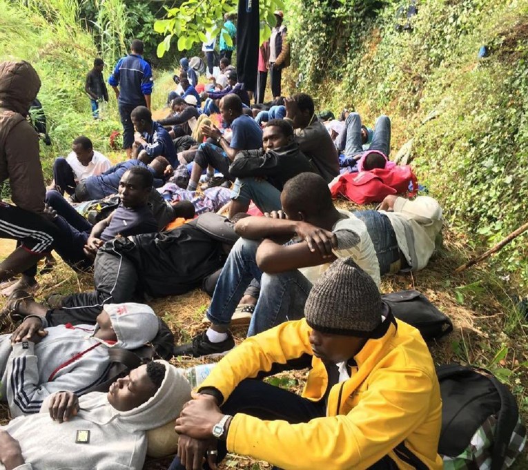Italija preplavljena migrantima, prijeti da ih više neće prihvaćati