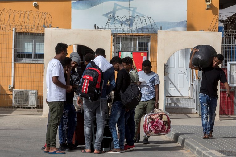 Izrael kaže da će ilegalne migrante poslati u Italiju, Talijani o tome nemaju pojma