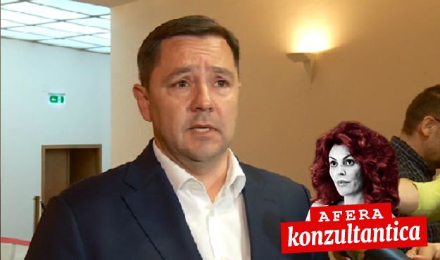 Bulj o Mikuliću: On se koristi udbaškim metodama, to što radi je dno dna
