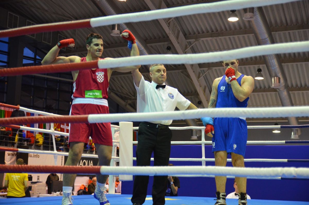 TRI MEDALJE ZA HRVATSKE BOKSAČE Milun i Cvetković viceprvaci Europe