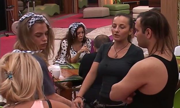 Mirjana napala stanare BB kuće: "Vani se udaraju kao da su kasko osigurani, a tu su nevini"
