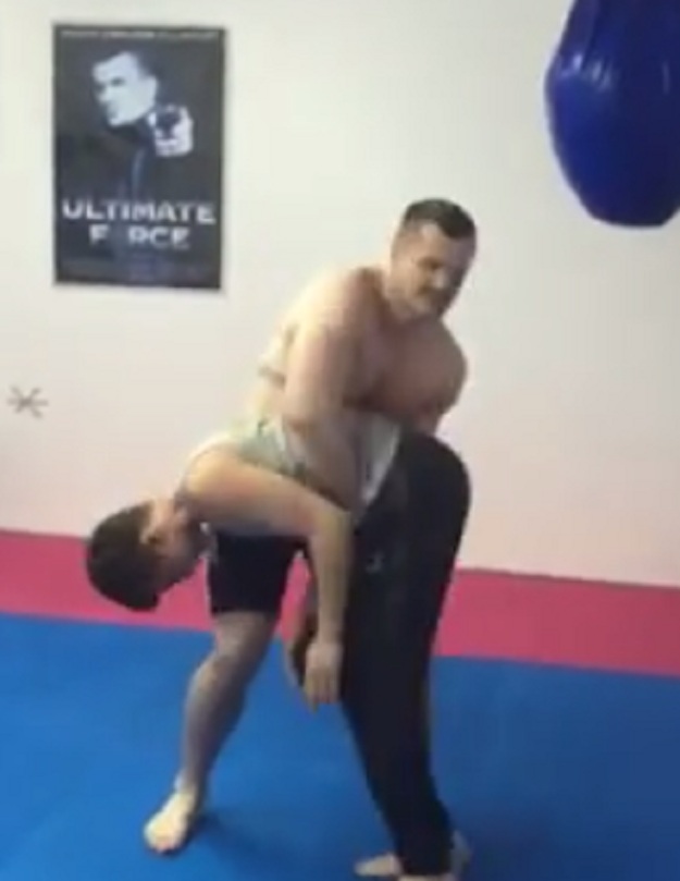 Cro Cop priprema teren za nasljednika: Pogledajte zajednički trening oca i sina Filipovića