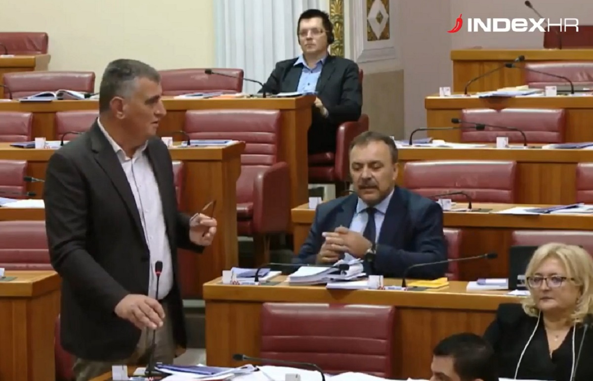 VIDEO Bulj: Ne smije se dozvoliti da nam četnik Vučić upućuje poruke o hrvatskim braniteljima