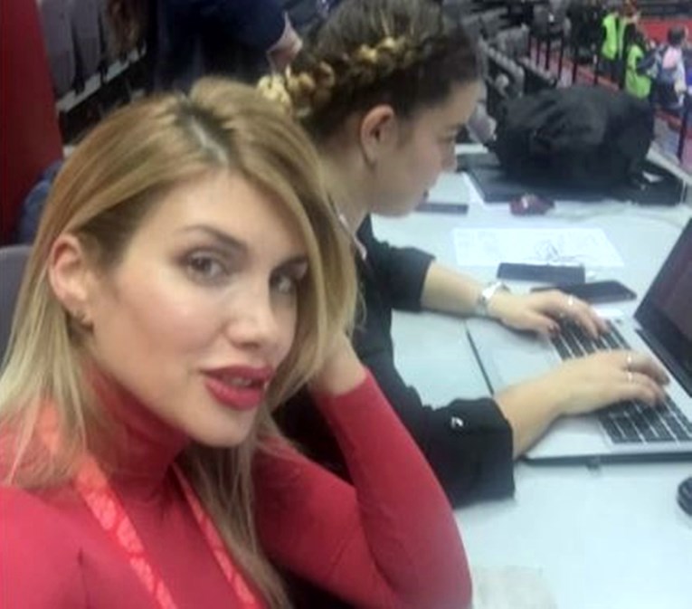 FOTO Mirta Šurjak prije utakmice iskoristila priliku i opalila seksi selfie