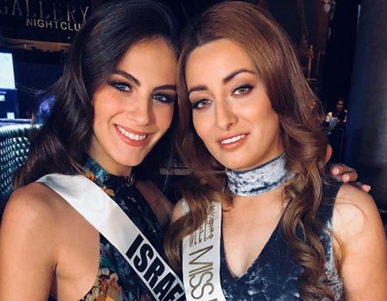 Zajednički selfie Miss Iraka i Miss Izraela izazvao podijeljene reakcije na internetu