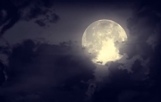 FOTO Supermjesec će večeras obasjati Zemlju, ali već sinoć bio je golem