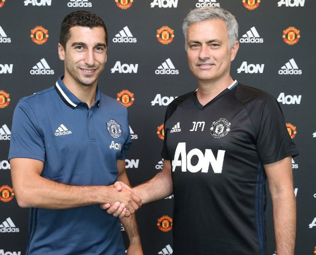 MANCHESTER ULOVIO JOŠ JEDNOG KAPITALCA Evo s kim Mourinho ponosno pozira