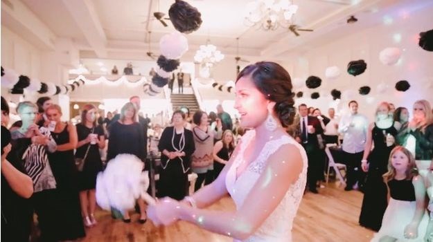 Vjenčanje koje je postalo hit: Mlada nije htjela baciti buket jer je smislila pravo iznenađenje