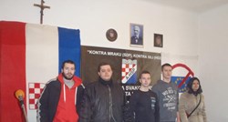 Policija dozvolila ustaškom A-HSP-u da postroji "stranačku vojsku" na Trgu bana Jelačića