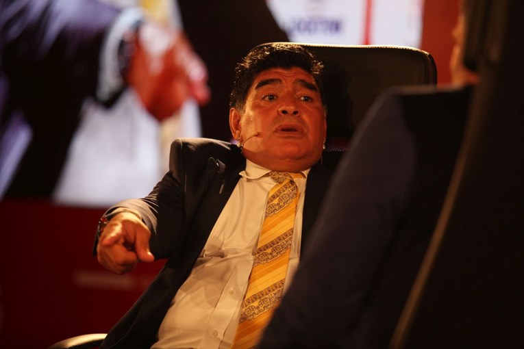 Maradona: Moje kćeri treba poslati u zatvor, ukrale su mi milijune